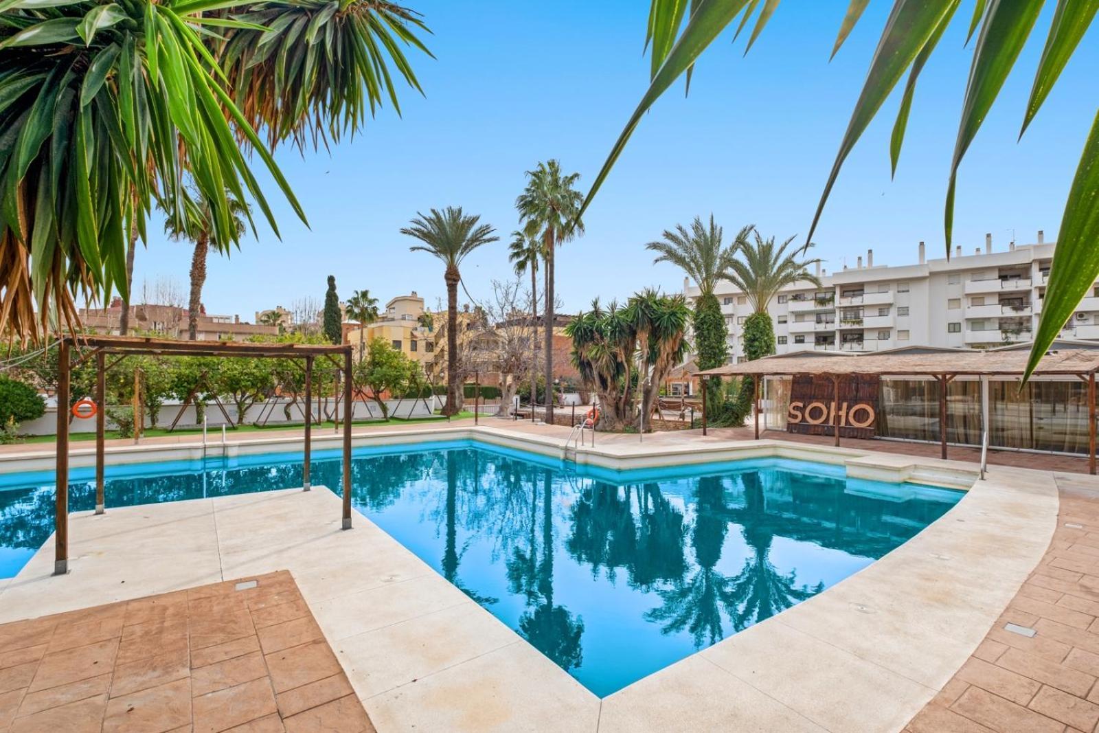 Piso Con 2 Habitaciones, 2 Terrazas Y Piscina トレモリノス エクステリア 写真