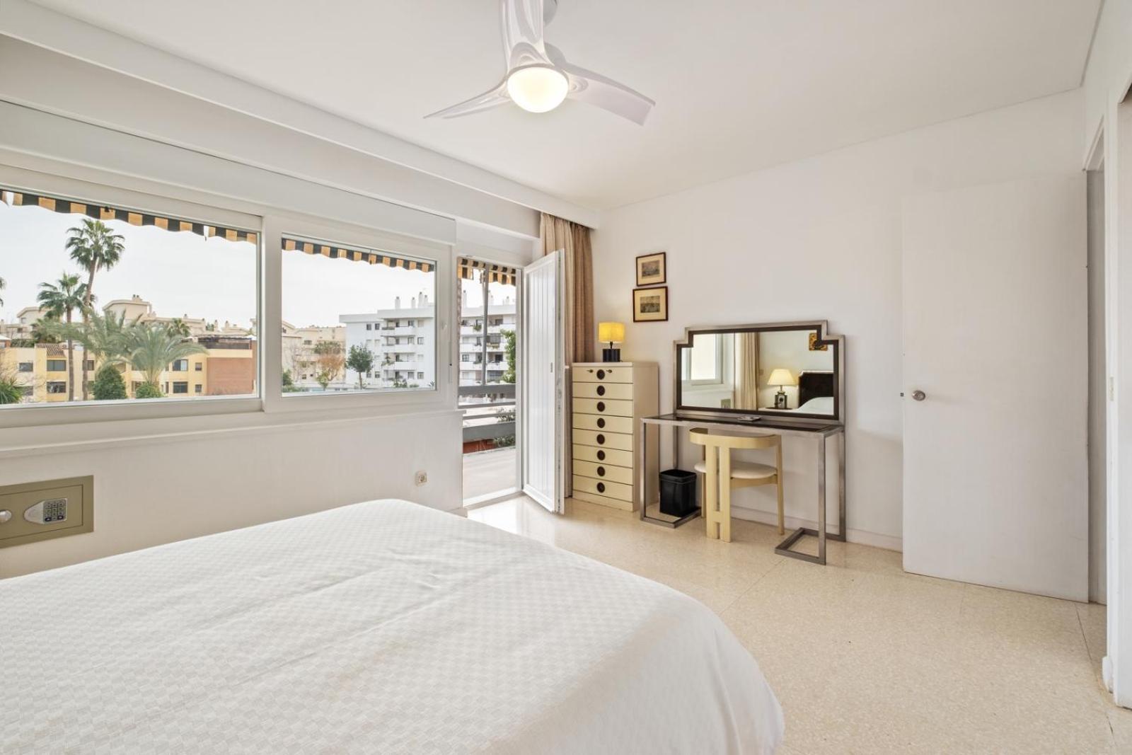 Piso Con 2 Habitaciones, 2 Terrazas Y Piscina トレモリノス エクステリア 写真