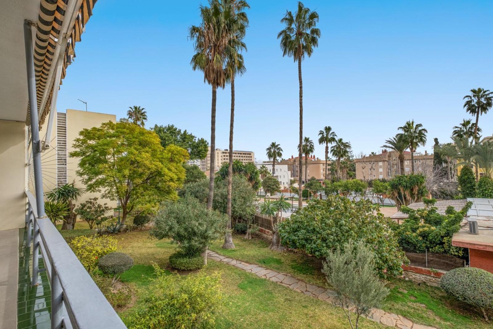 Piso Con 2 Habitaciones, 2 Terrazas Y Piscina トレモリノス エクステリア 写真